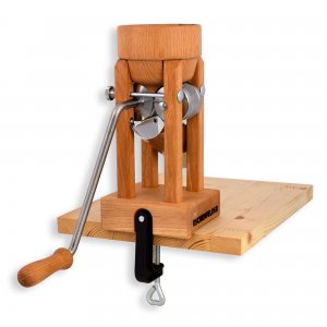 Bild zu Eschenfelder Kornquetsche mit Holztrichter und Tischklemme Bild zu Eschenfelder Kornquetsche mit Holztrichter und Tischklemme